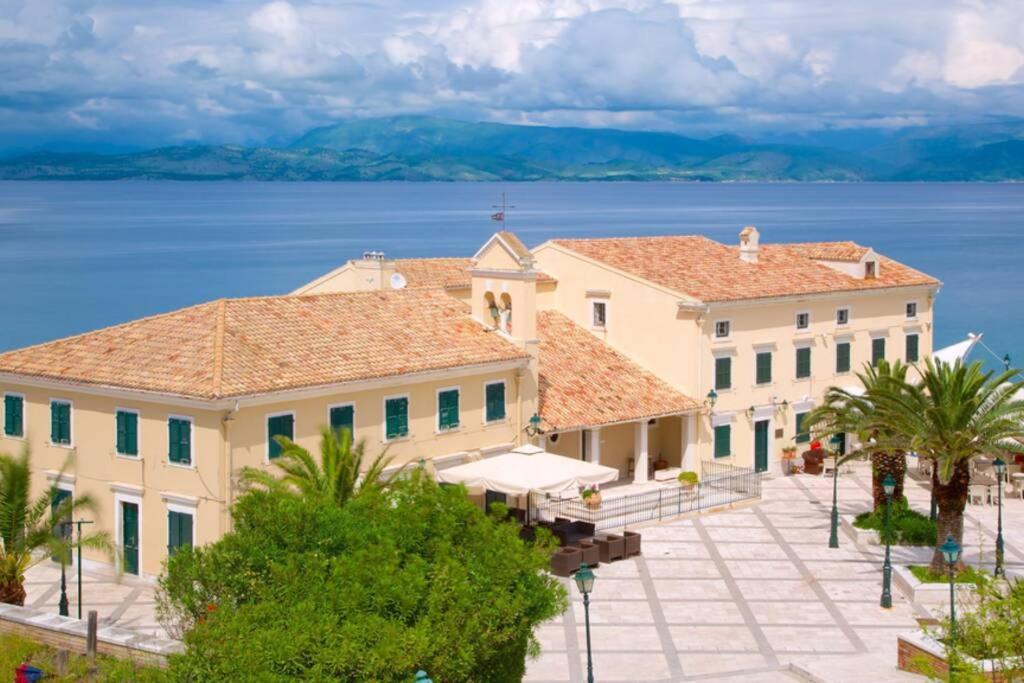 Corfu Square Studio Экстерьер фото