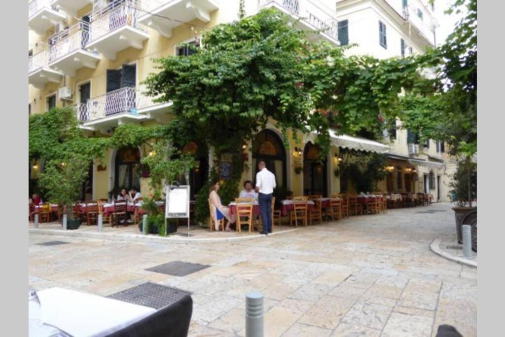 Corfu Square Studio Экстерьер фото